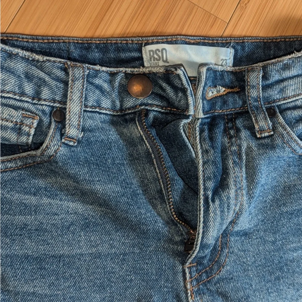 RSQ Jean shorts - Picture 3 of 4